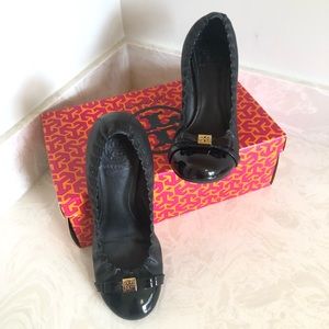 Tory Burch Romy Mid-Heel Pump Size 8